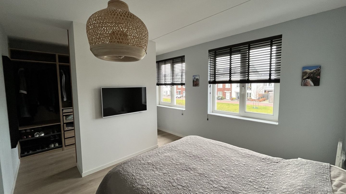 Foto 74 van De Laan van Westlands Roem 55