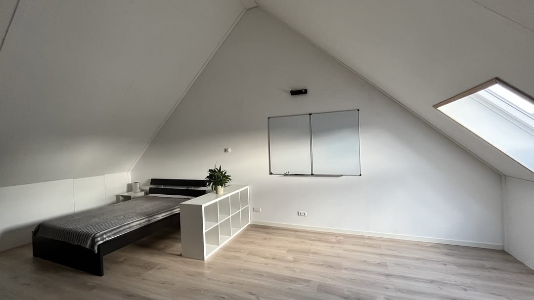 Foto 88 van De Laan van Westlands Roem 55