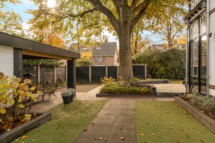 Photo 55 of Koningin Wilhelminalaan 1