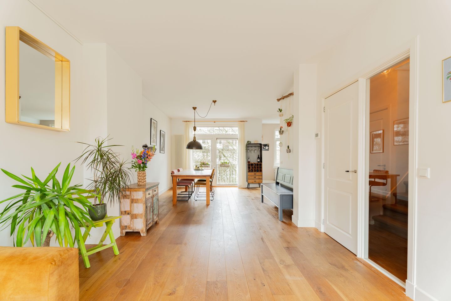 Photo 10 of Nickeriestraat 18-2