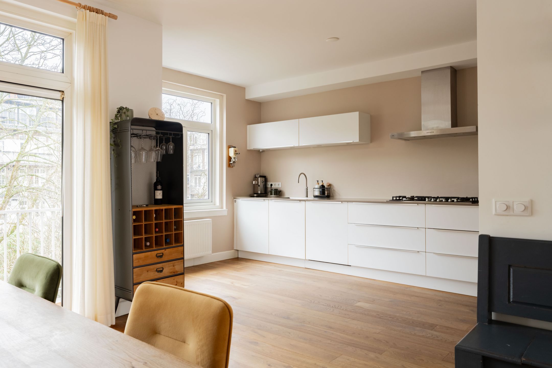 Photo 12 of Nickeriestraat 18-2