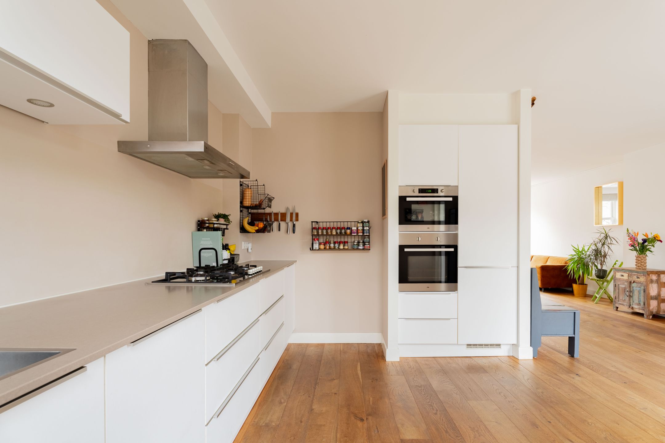 Photo 15 of Nickeriestraat 18-2