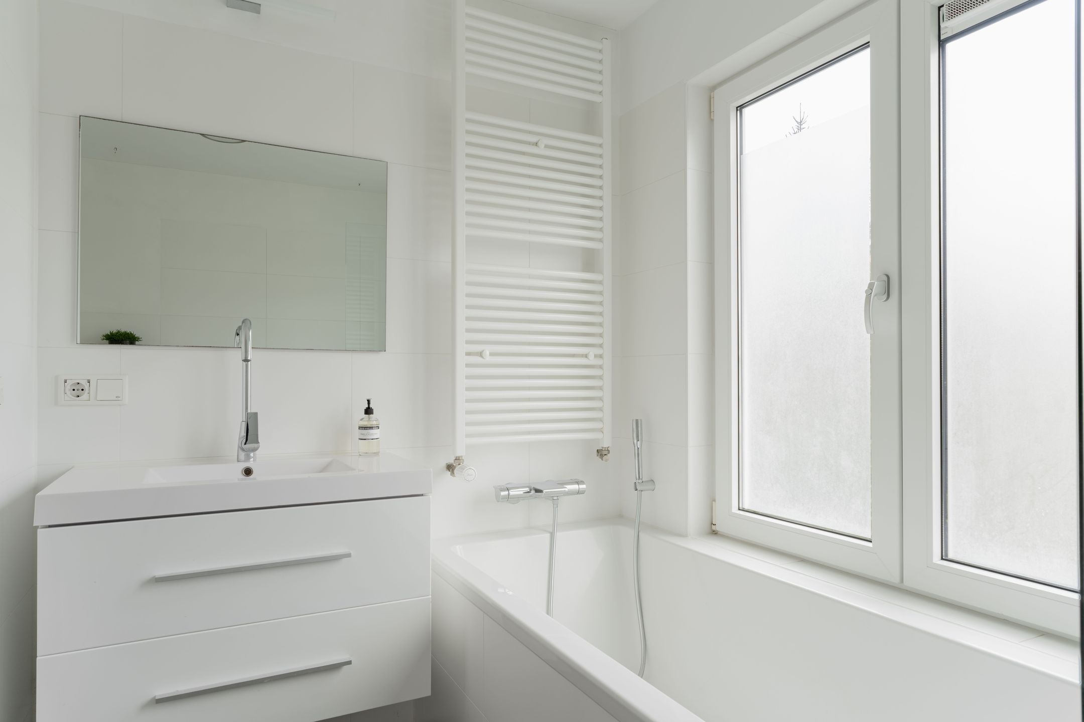 Photo 30 of Nickeriestraat 18-2