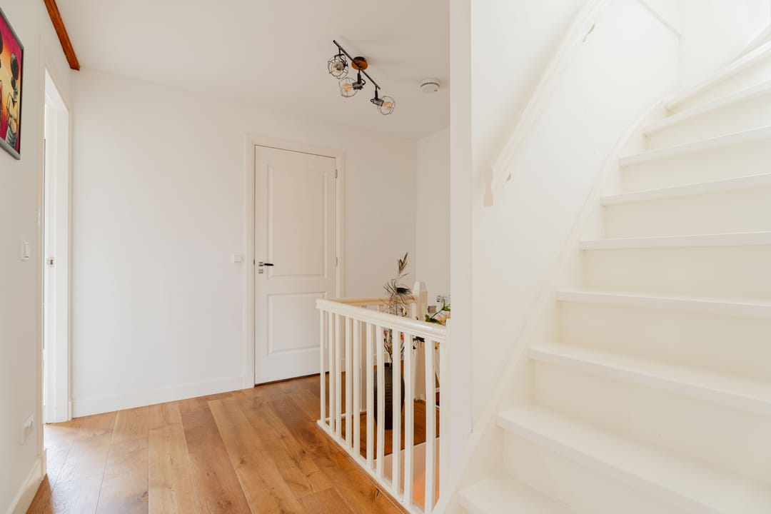 Photo 32 of Nickeriestraat 18-2