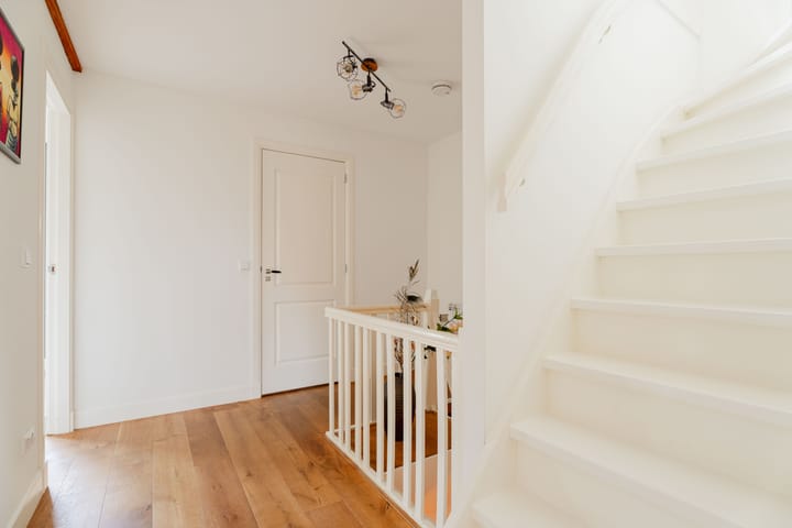 Foto 32 van Nickeriestraat 18-2