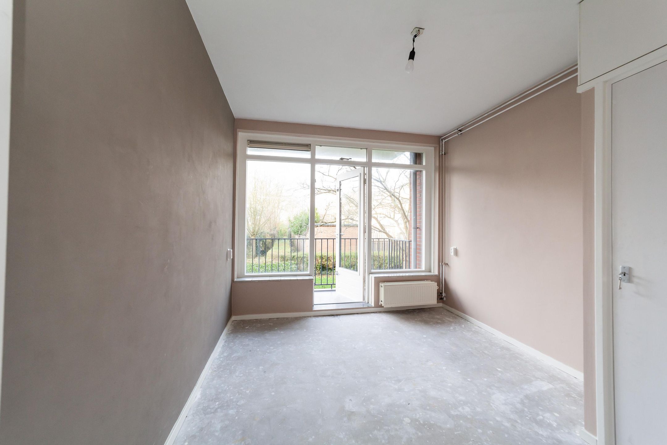 Foto 15 van Peter van Anrooystraat 37