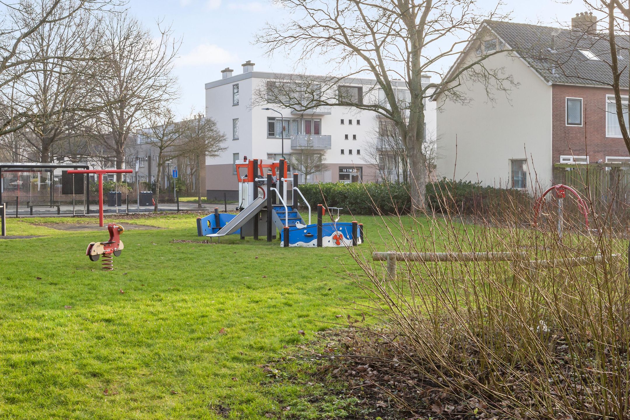 Foto 24 van Peter van Anrooystraat 37