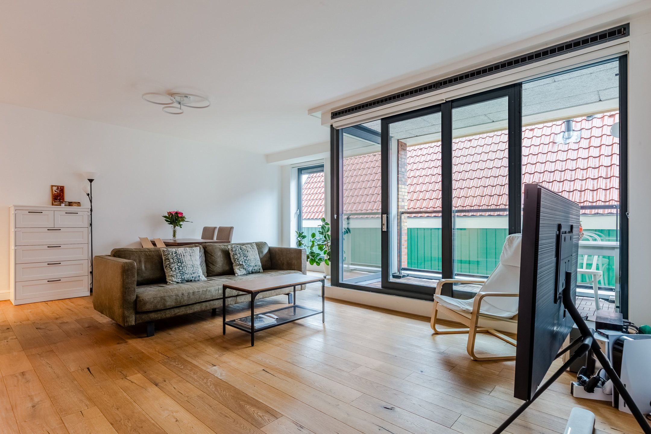 Photo 12 of Hermitage 98