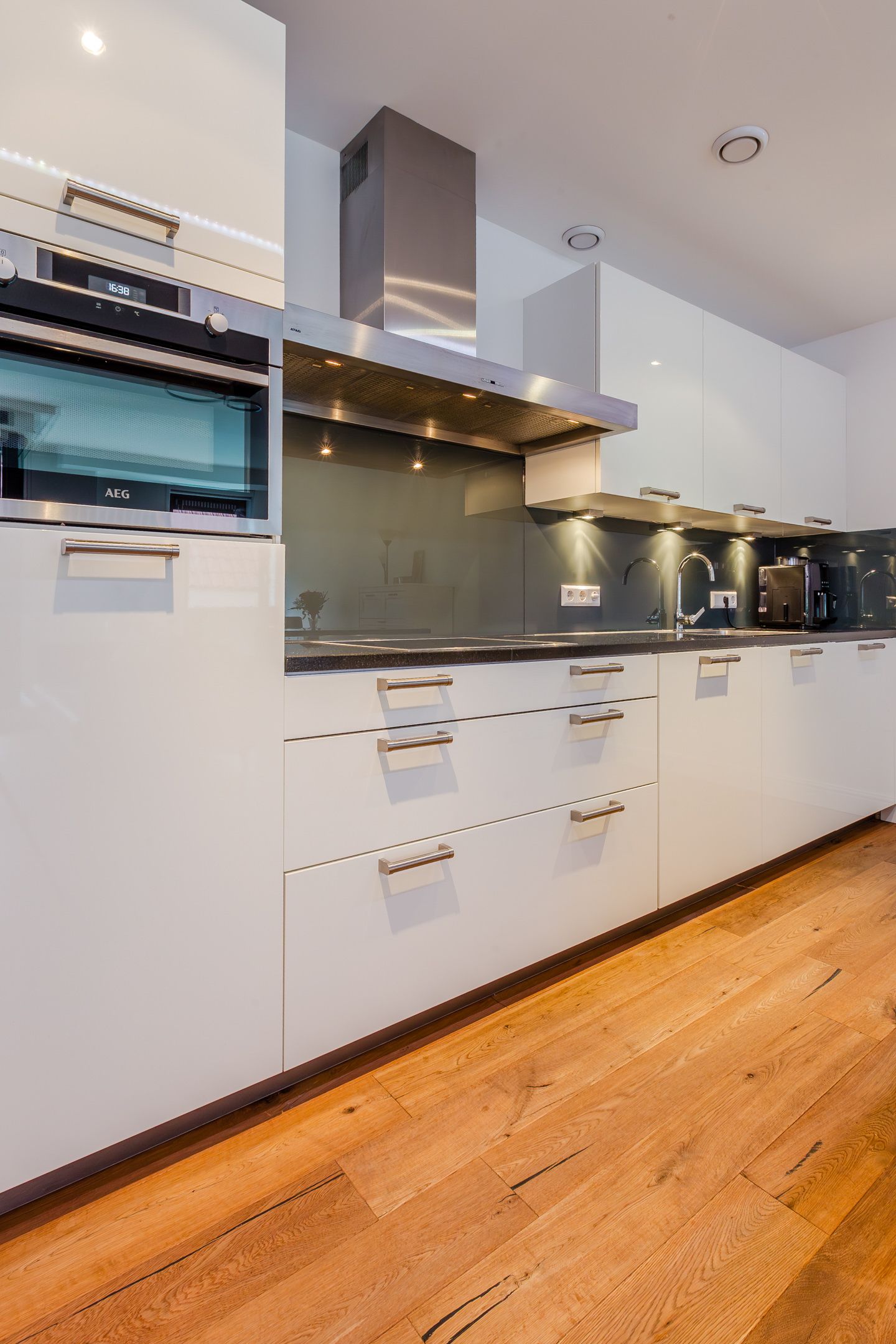 Photo 20 of Hermitage 98