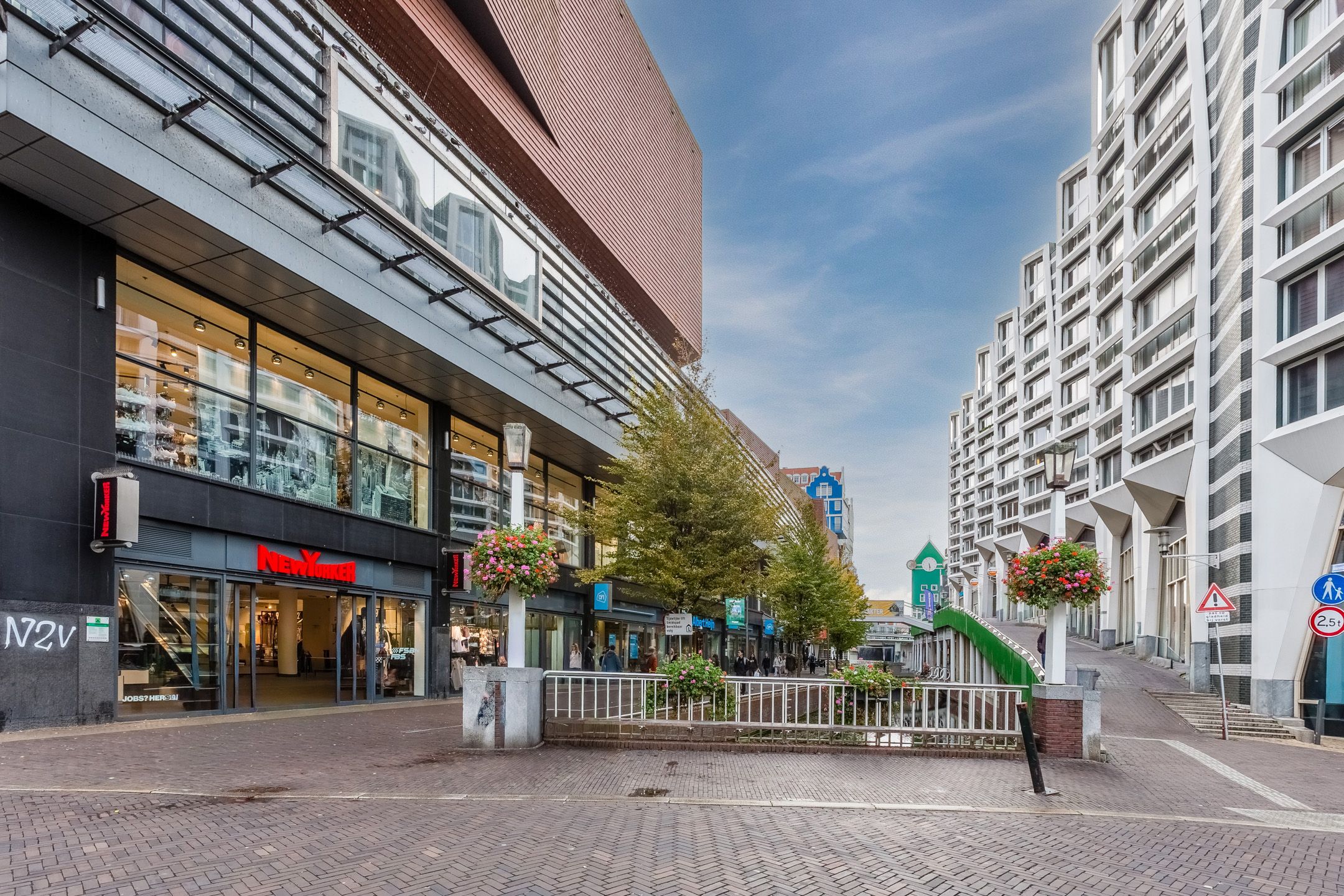 Photo 48 of Hermitage 98