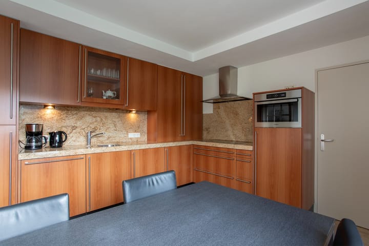 Foto 12 van Lange Trekken 28