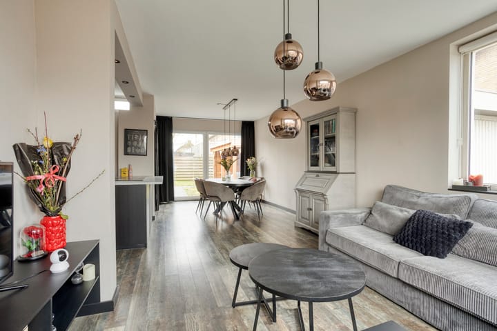 Foto 13 van Hazzeleger 11