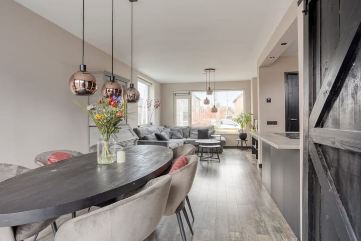 Foto 15 van Hazzeleger 11