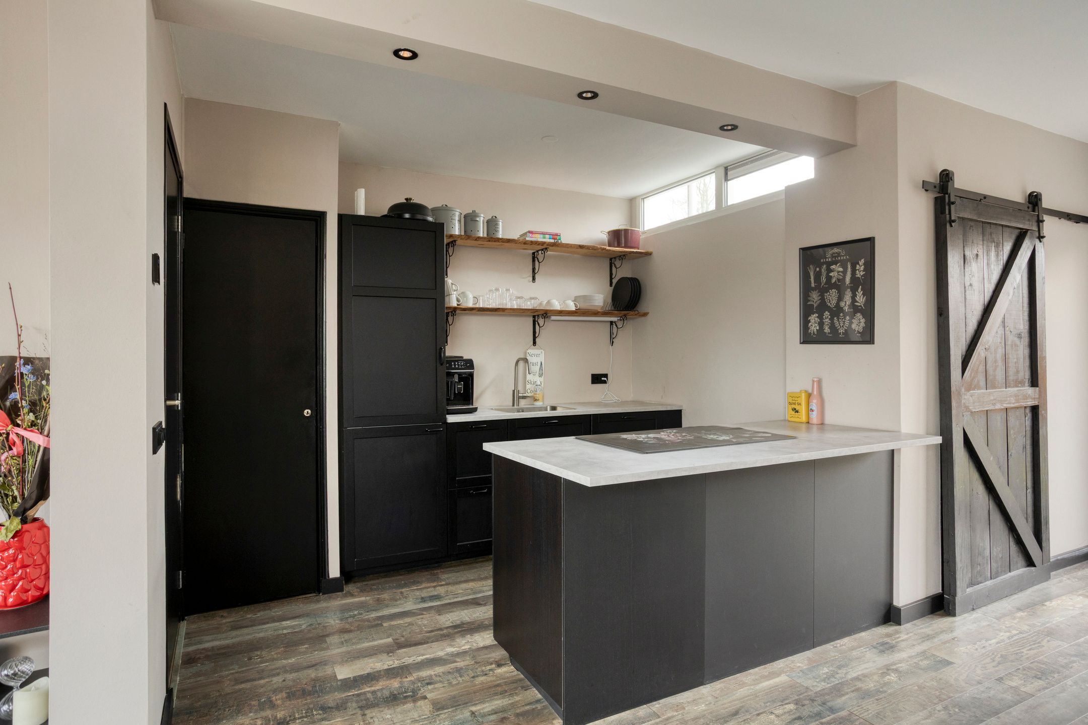 Foto 21 van Hazzeleger 11