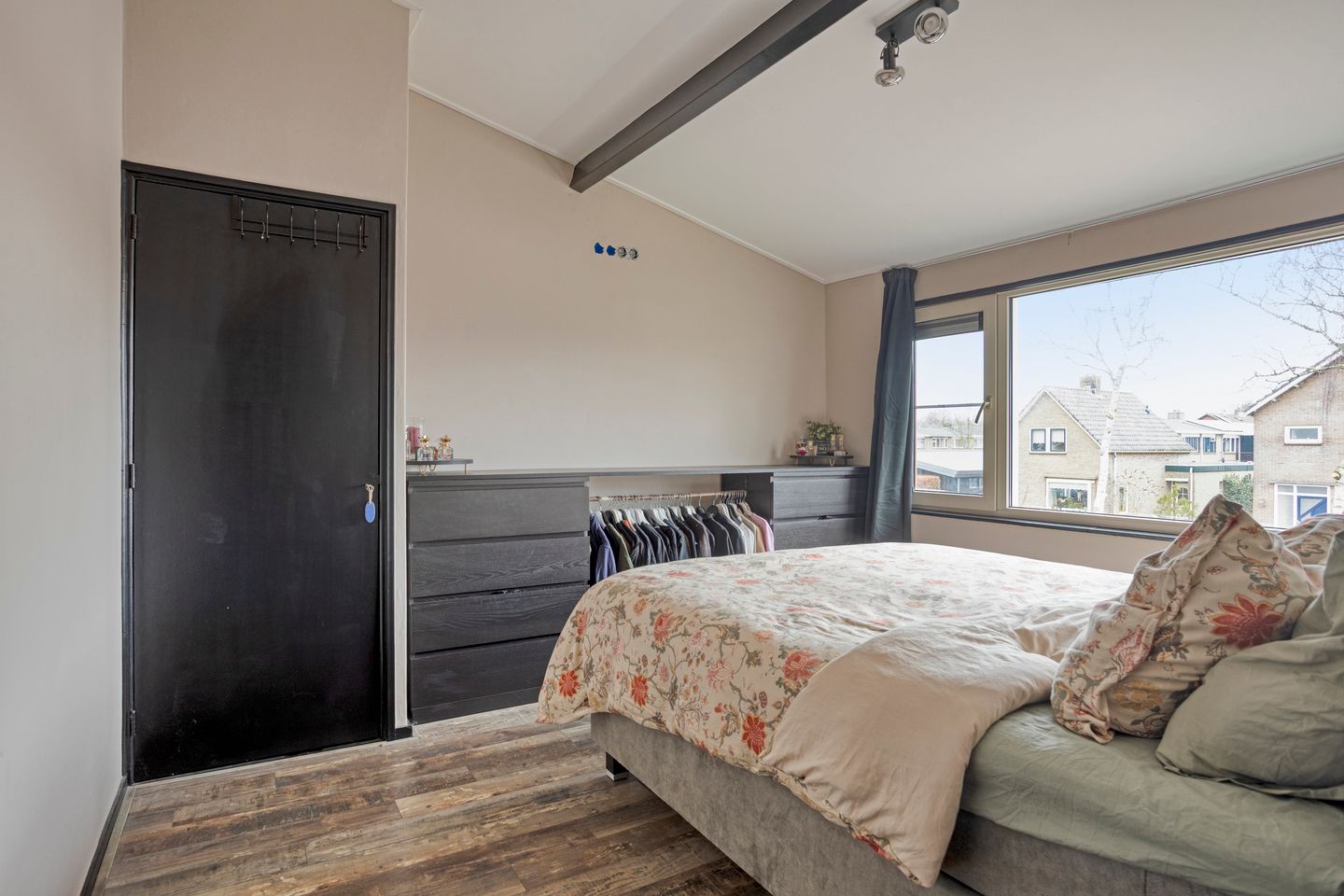 Foto 25 van Hazzeleger 11