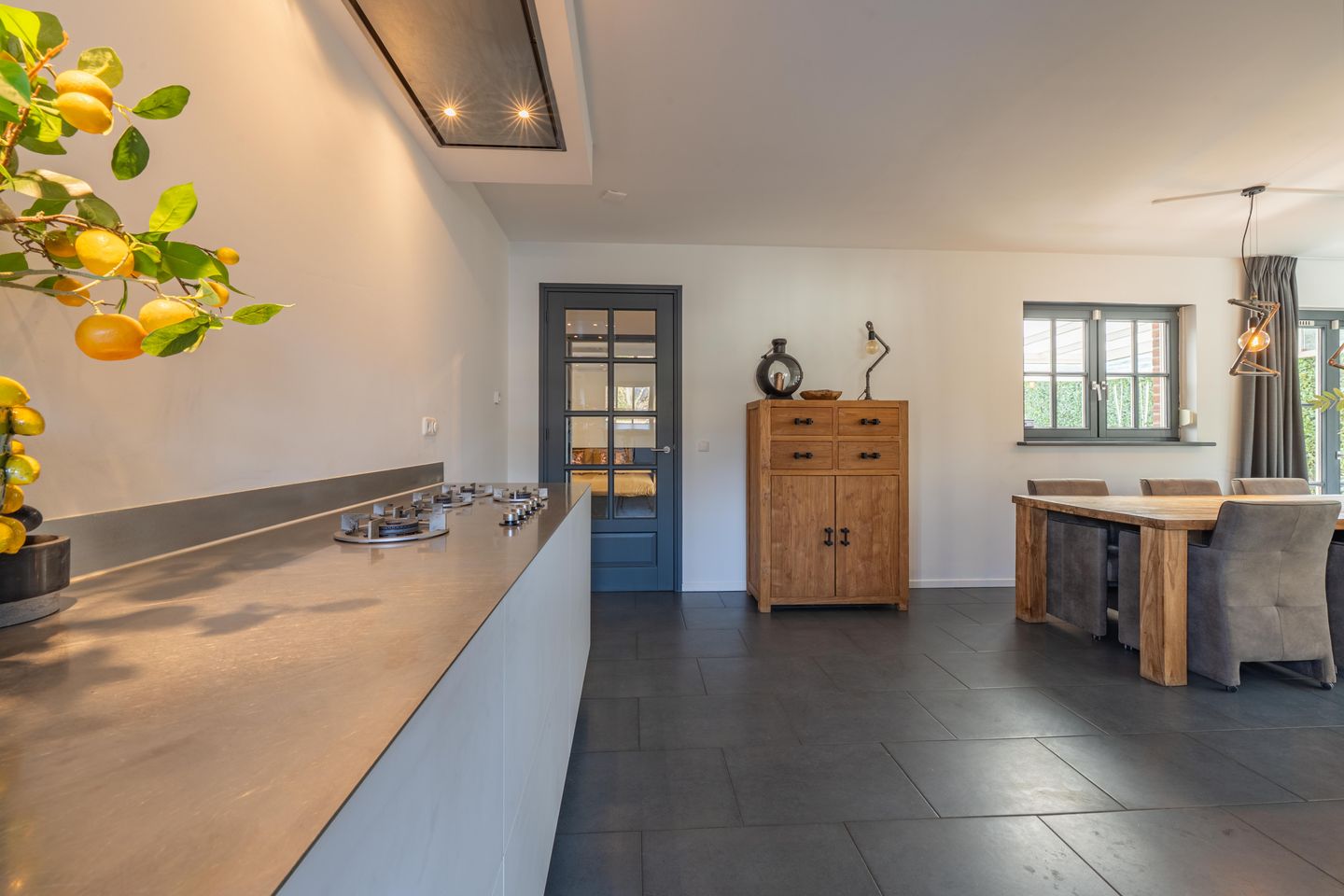 Photo 35 of Prinses Irenelaan 16