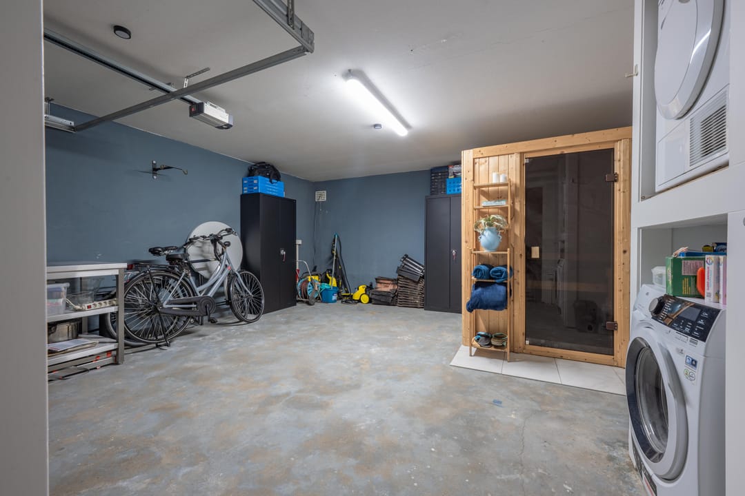 Photo 77 of Prinses Irenelaan 16