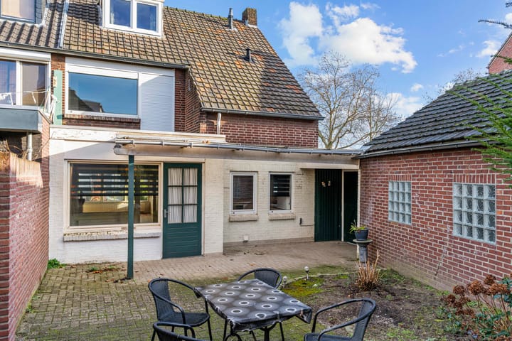 Photo 3 of Bredeweg 20