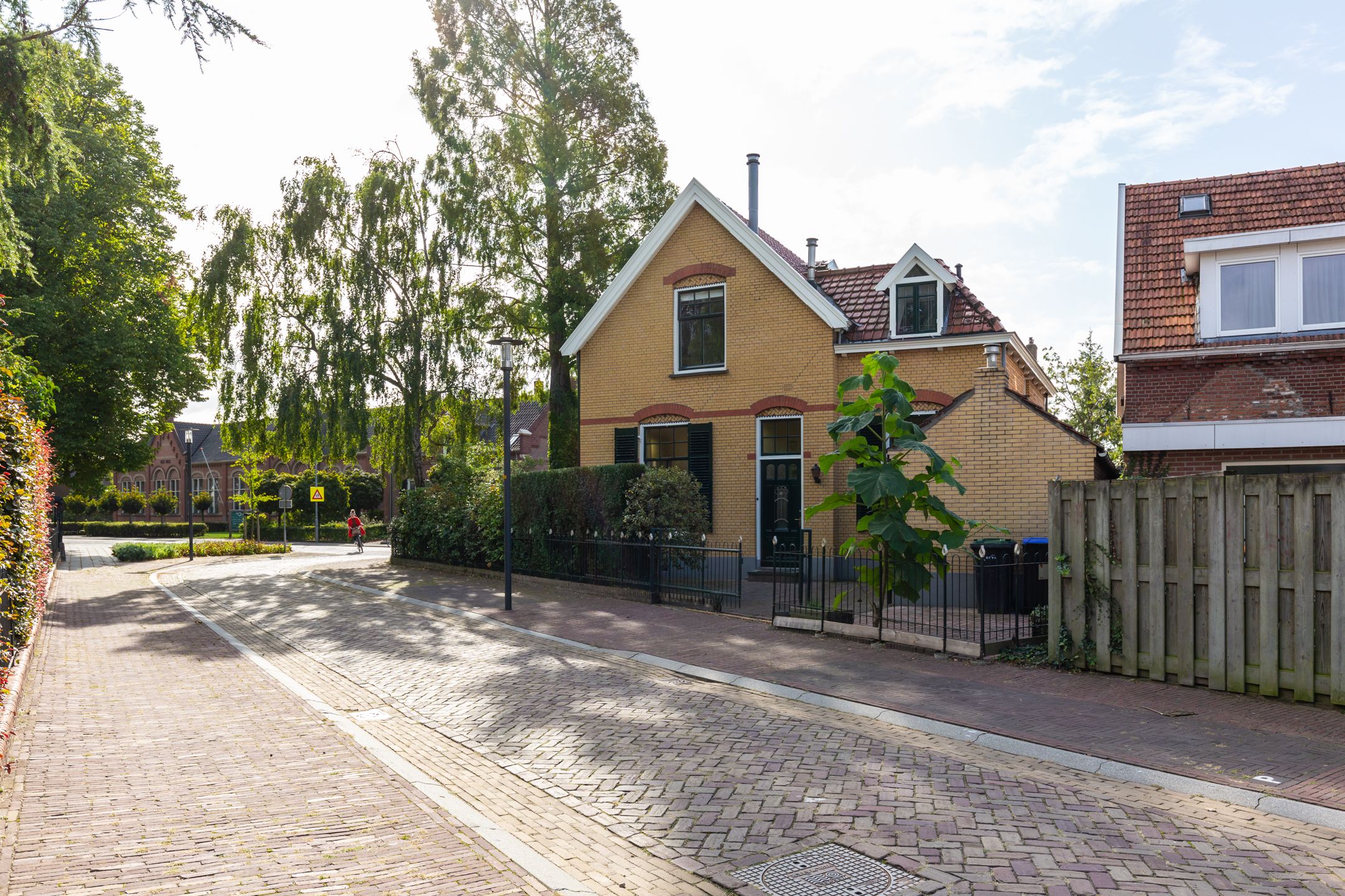 Photo 36 of Dijkstraat 33