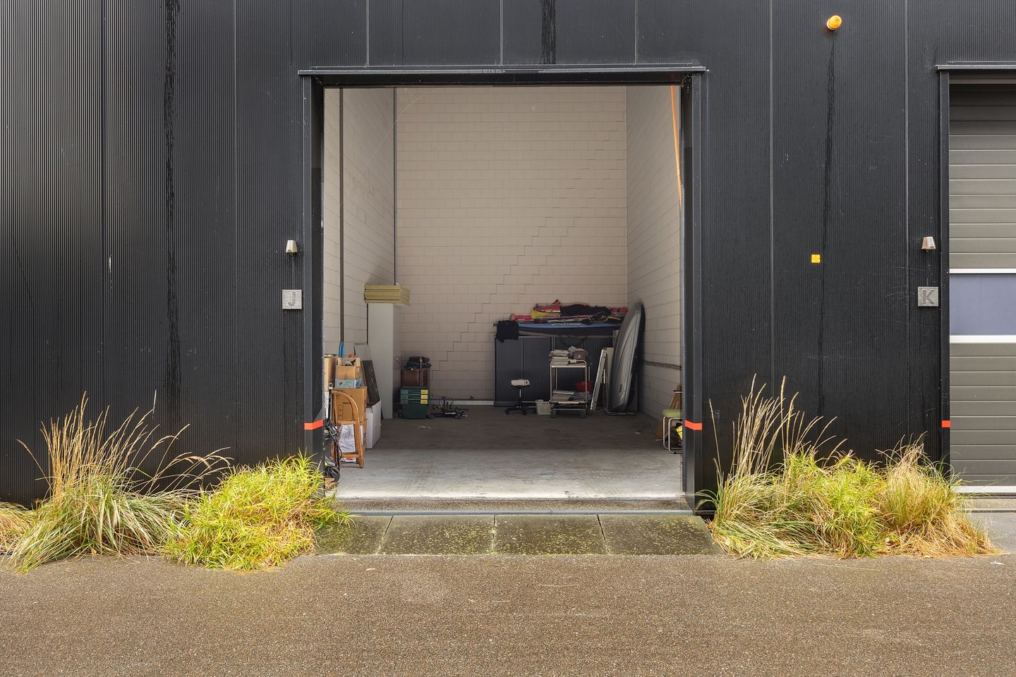 View photo 3 of Witte Paal 304-J