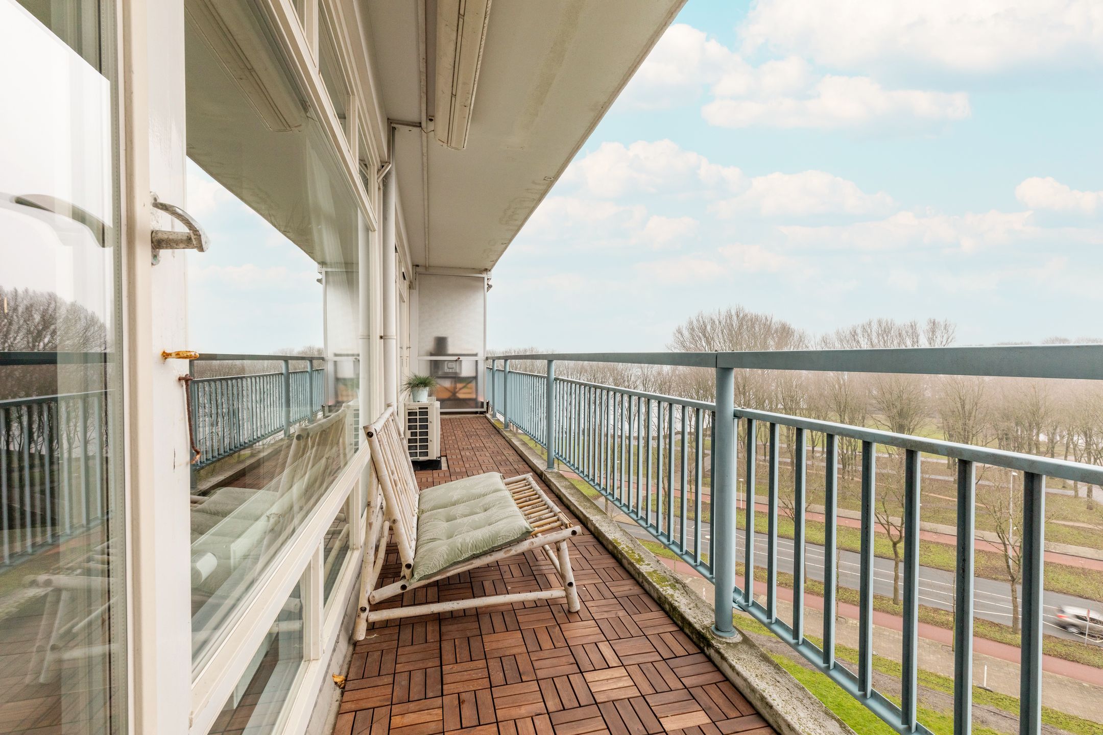 Foto 15 van Burgemeester Hogguerstraat 989