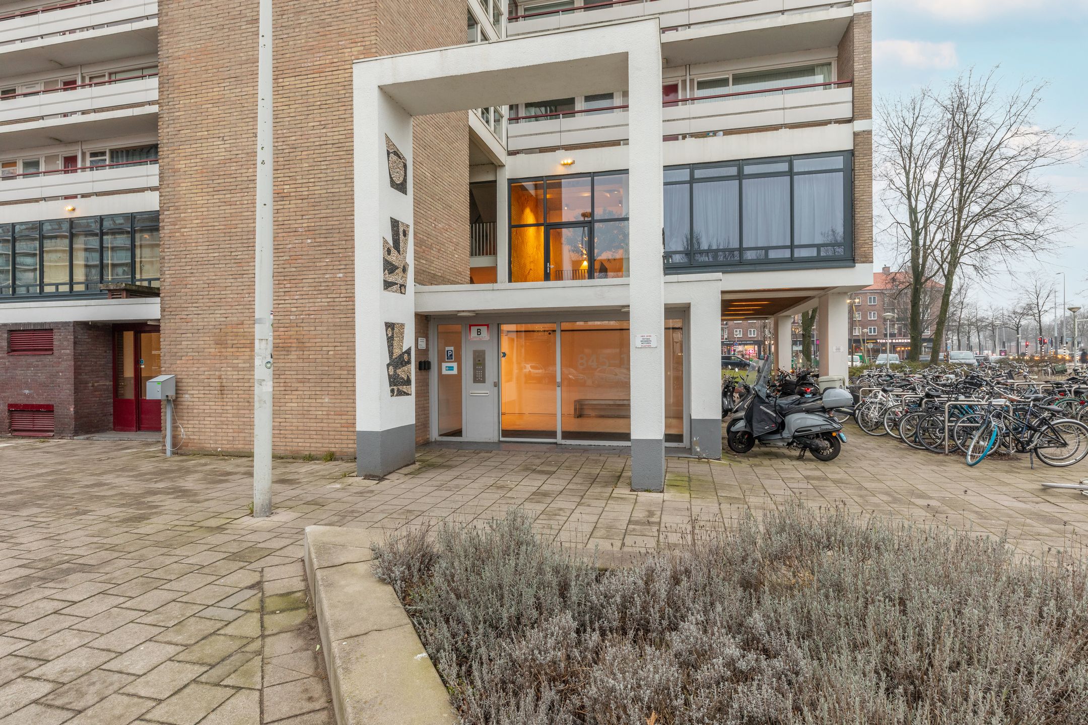 Foto 33 van Burgemeester Hogguerstraat 989