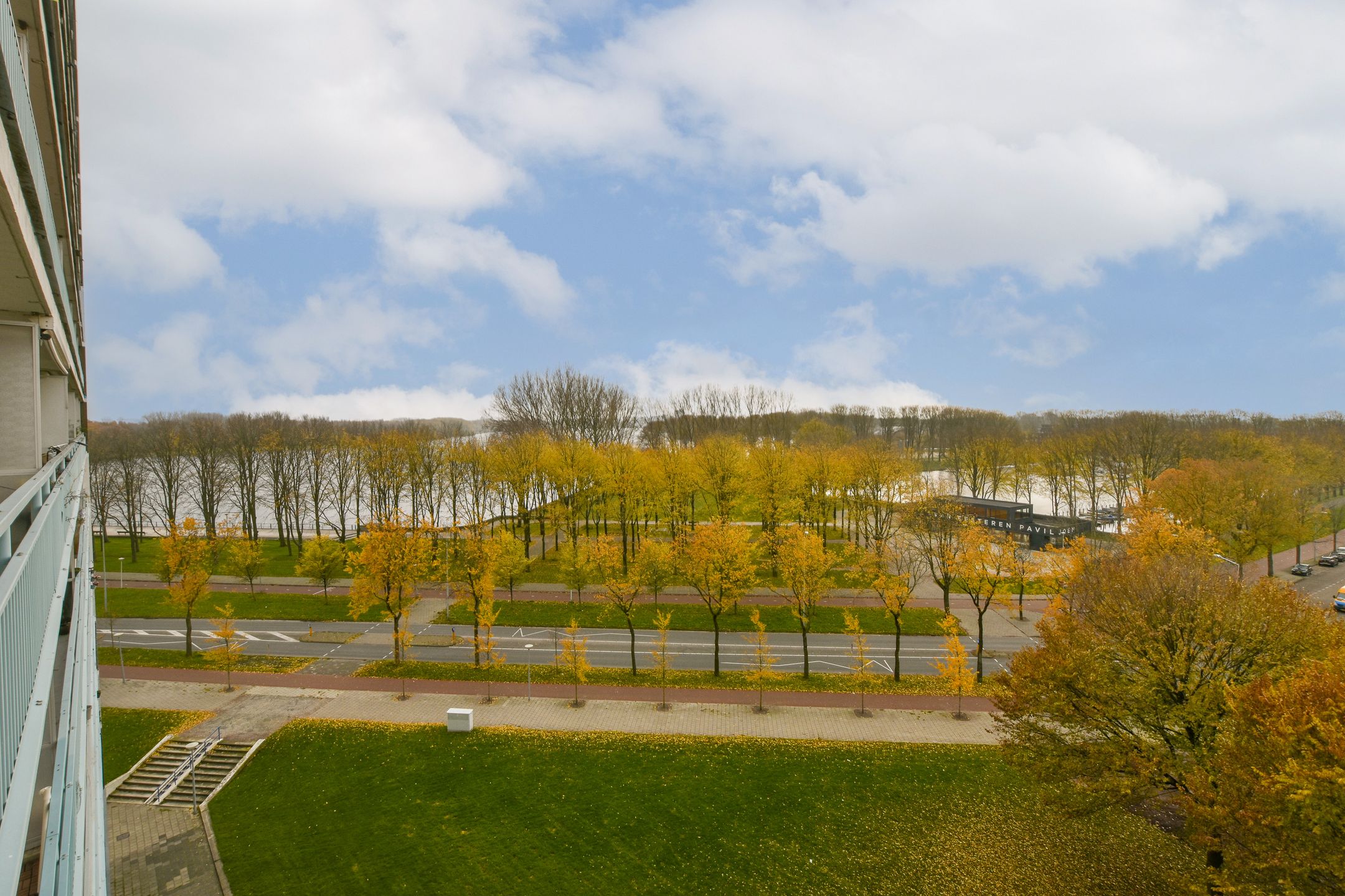 Foto 3 van Burgemeester Hogguerstraat 989