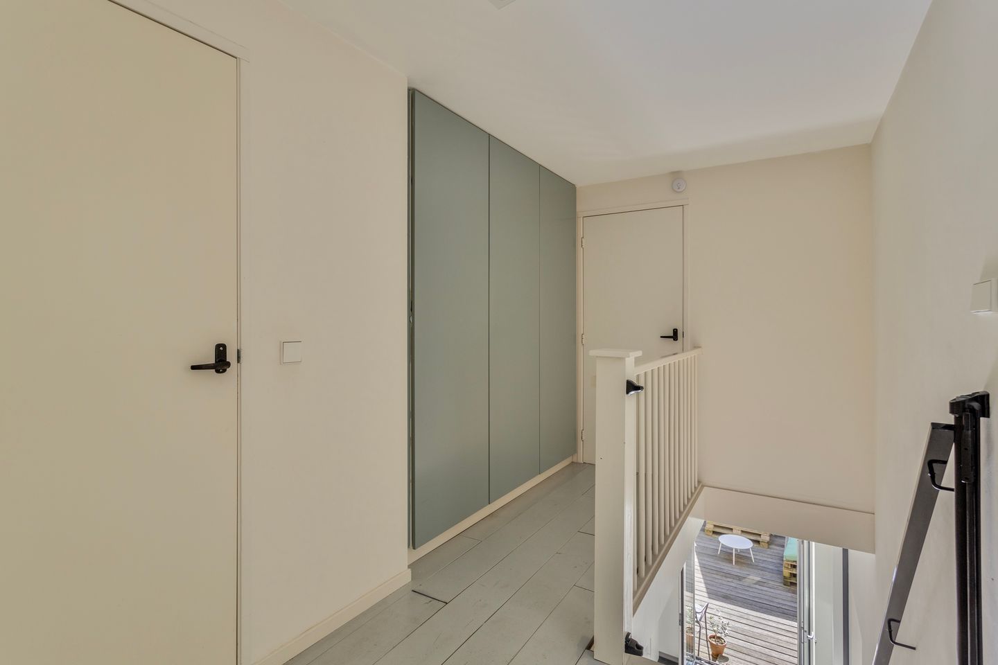 Photo 25 of Nieuwlandstraat 29