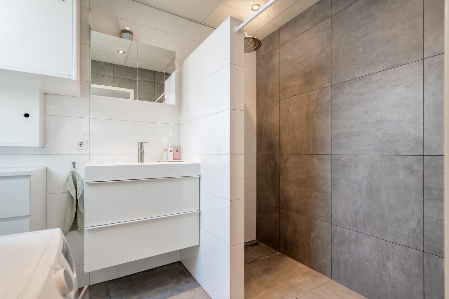 Foto 19 van Meeuwenweg 10-H