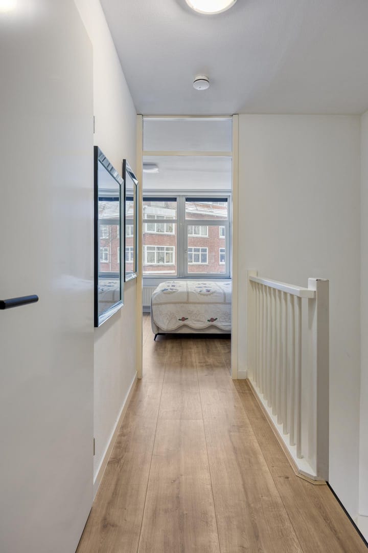 Foto 16 van Moerkerkestraat 25-B