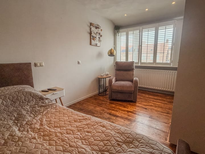 Foto 19 van Burgemeester van Hooffln 42