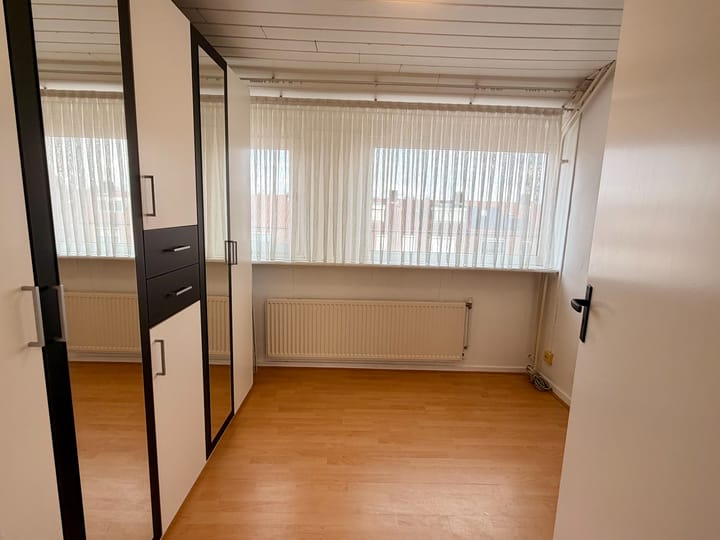 Foto 28 van Burgemeester van Hooffln 42