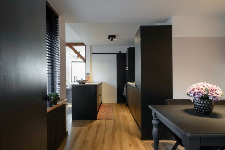 Photo 14 of Van Mislostraat 6