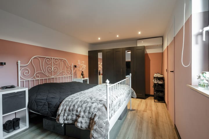 Photo 17 of Van Mislostraat 6