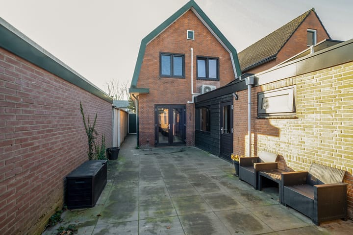 Photo 35 of Van Mislostraat 6