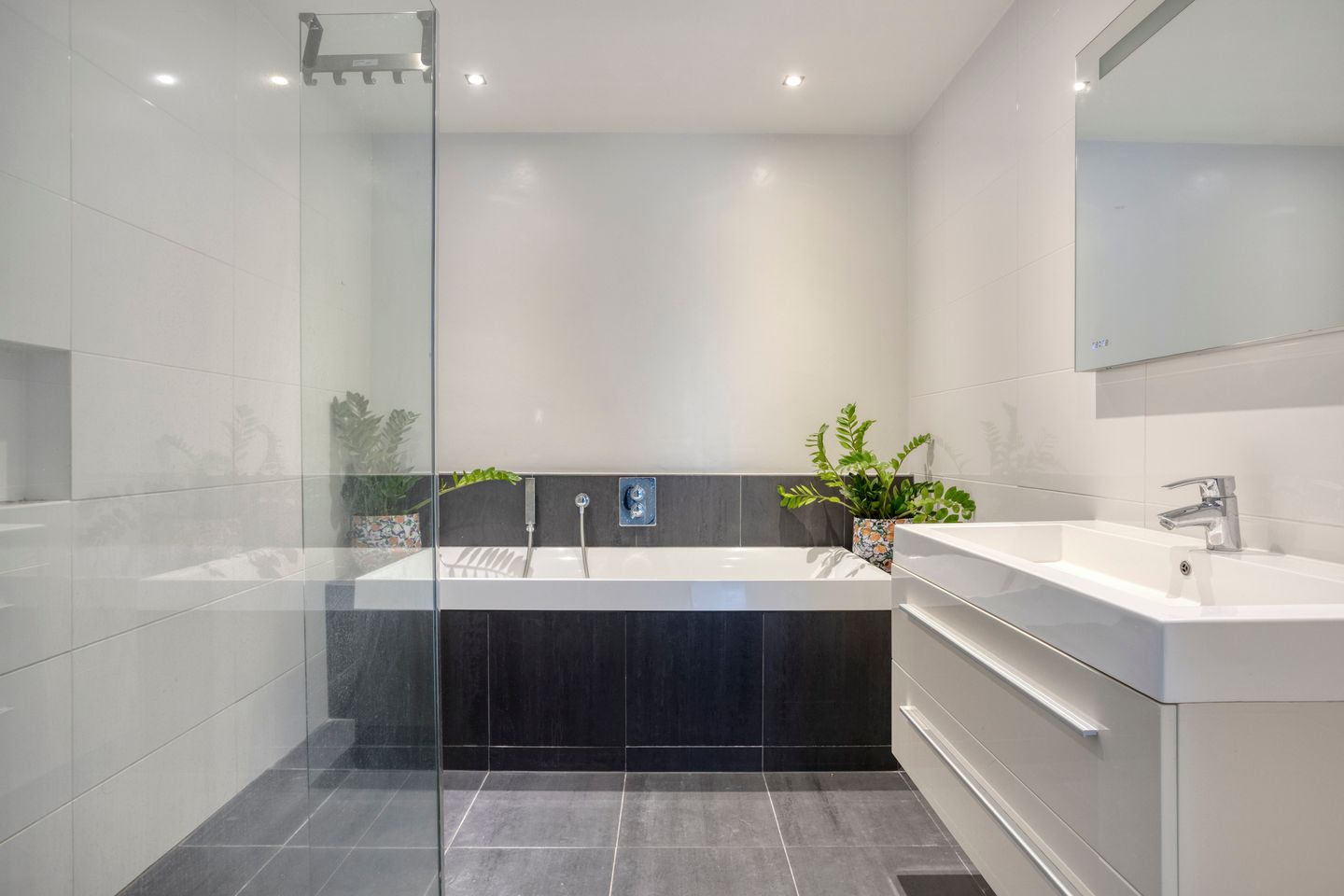 Foto 19 van Johan Hofmanstraat 323