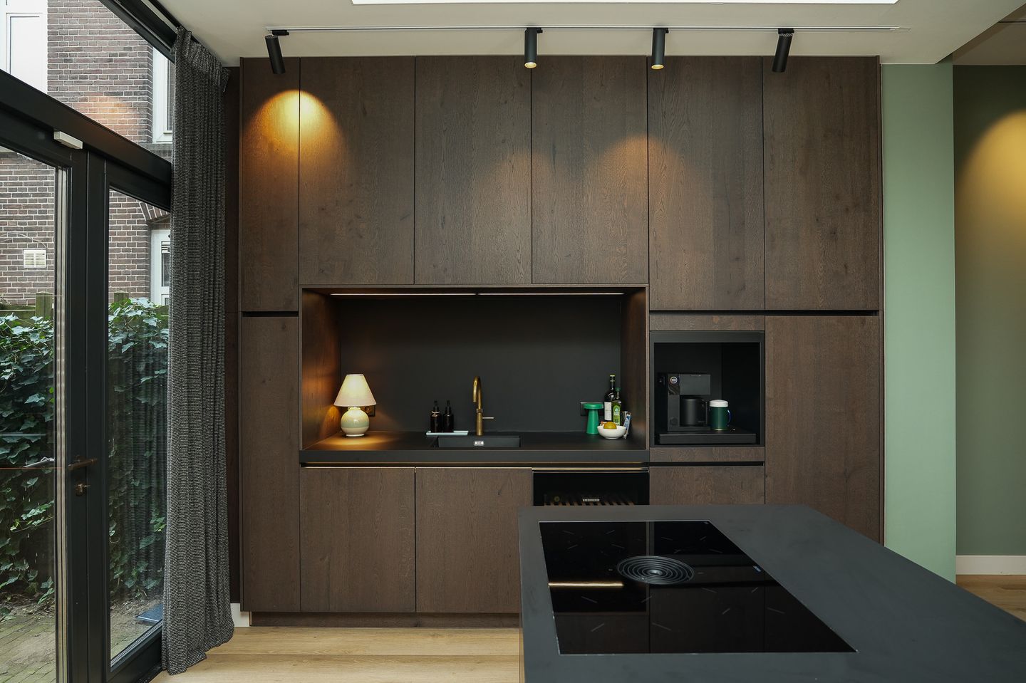 Foto 19 van van der Does de Willeboissingel 39