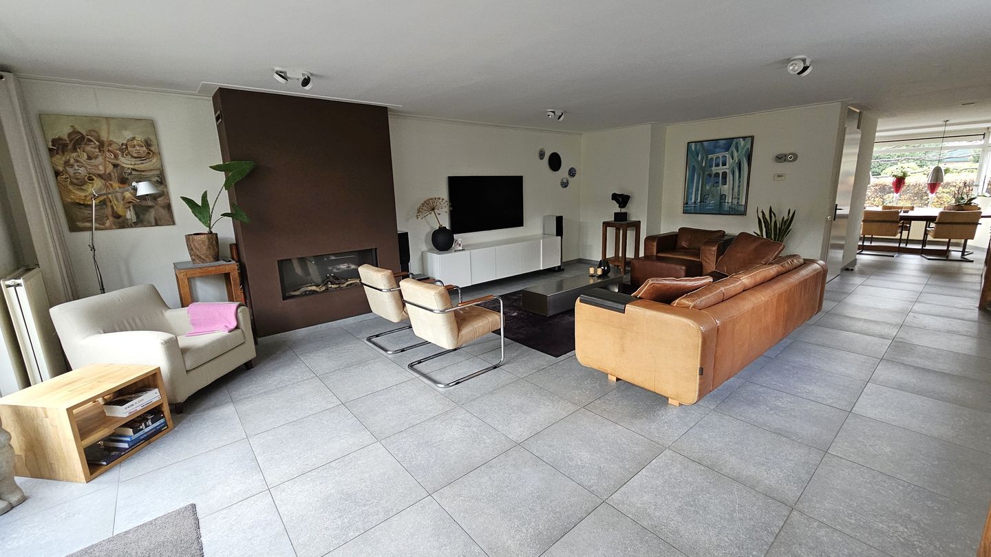 Photo 10 of Dorpsstraat 407