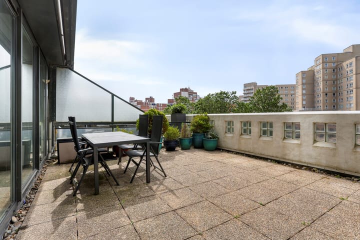 Foto 3 van Palaceplein 67