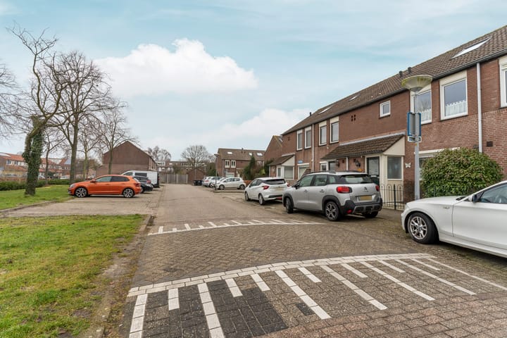 Foto 6 van Zalmplein 26