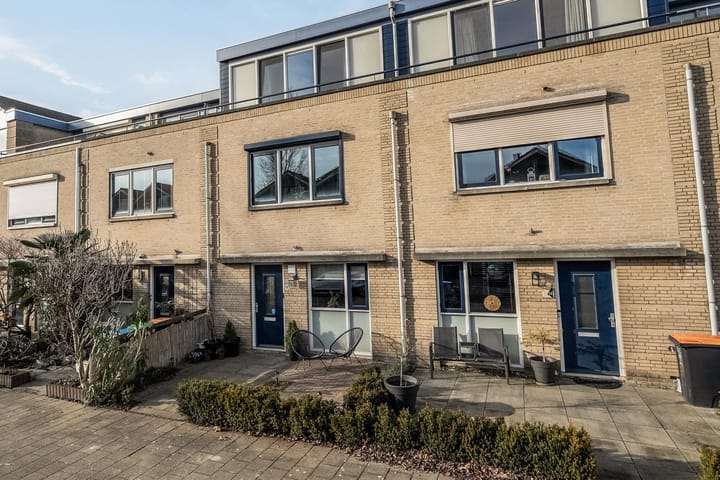 Photo 6 of Topaaslaan 16