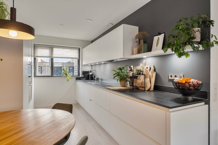 Photo 16 of Topaaslaan 16