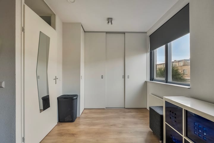 Photo 26 of Topaaslaan 16