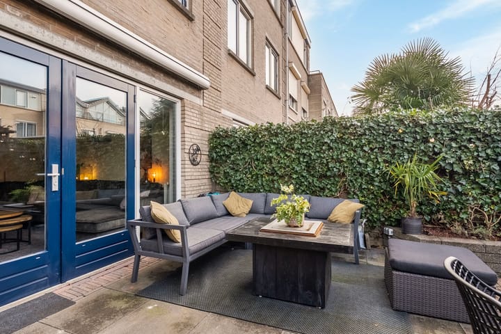 Photo 38 of Topaaslaan 16