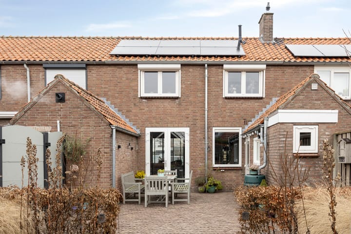 Photo 35 of Julianastraat 17