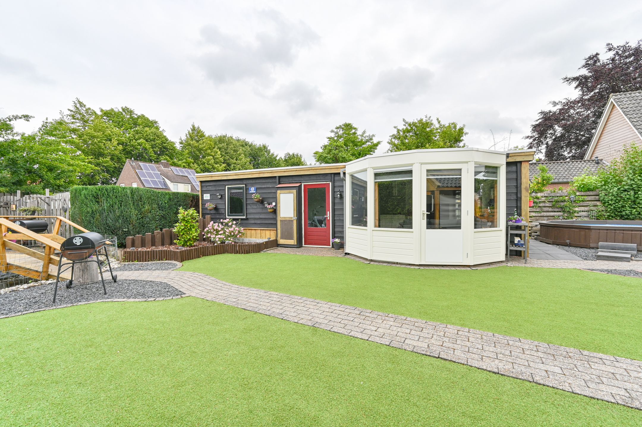 Photo 30 of Burgemeester Tonckensstraat 30