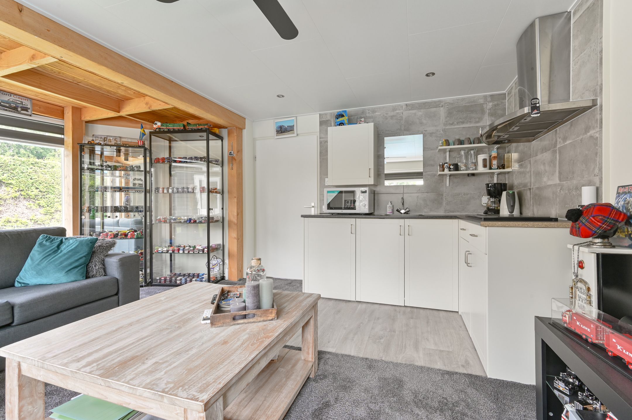 Photo 33 of Burgemeester Tonckensstraat 30