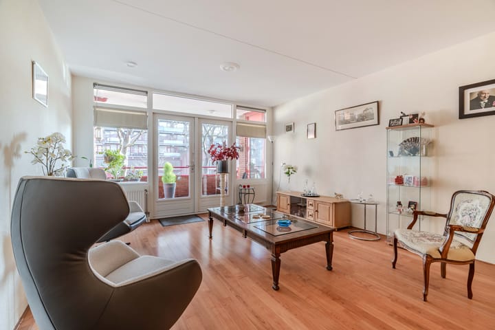 Foto 13 van Simon Vestdijklaan 5