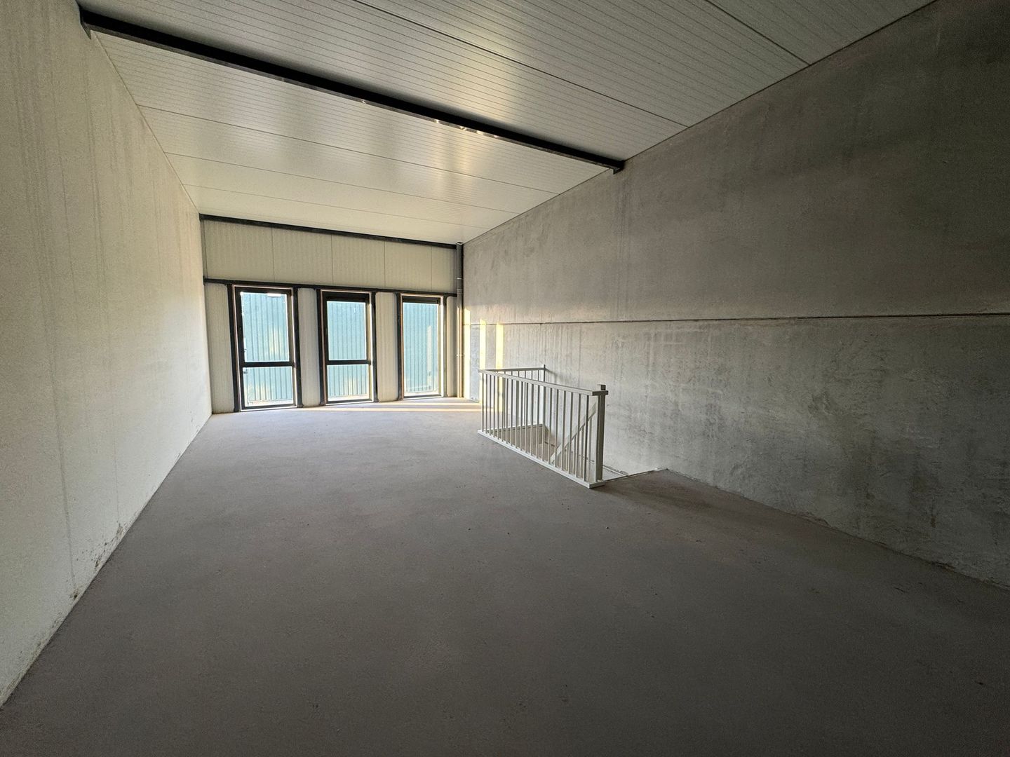 View photo 3 of Kruisbroeksestraat 18-19