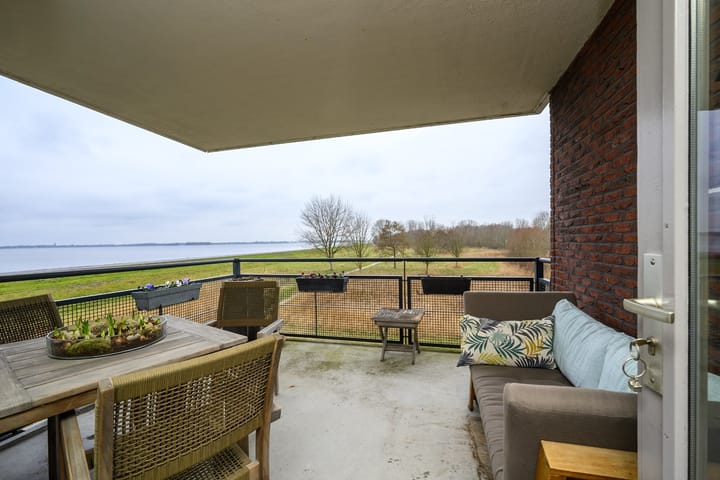 Foto 2 van Veldweg 8